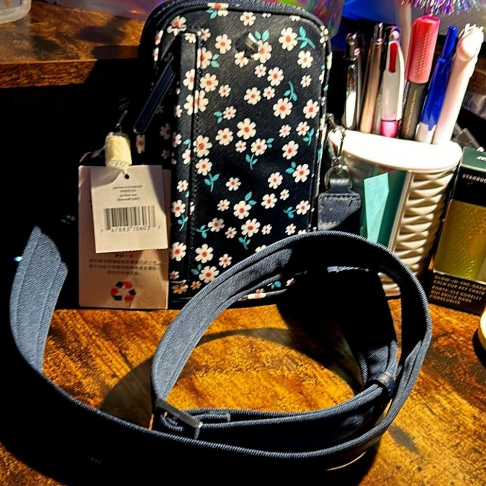 Kate Spade Jae Fleurette Toss North South Phone Crossbody NEW/tags WIR00105